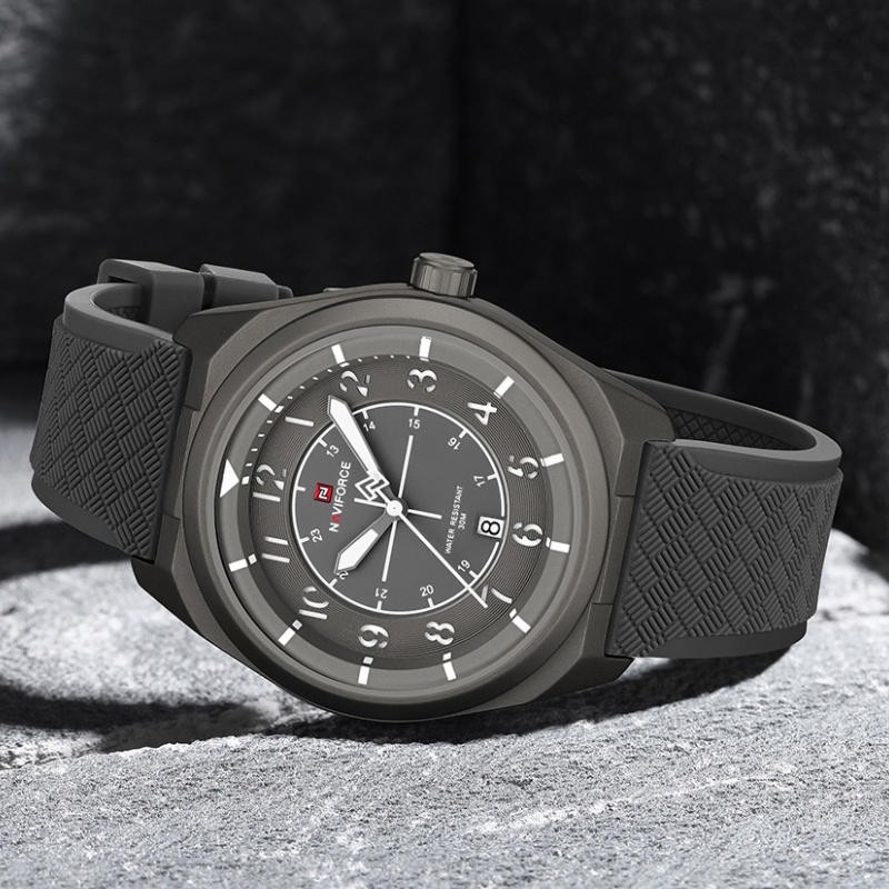 NAVIFORCE Men Quartz Calendar  - Outdoor Sport Smart Watch recension och pris